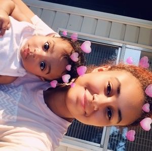 Meet your Posher, Desiree